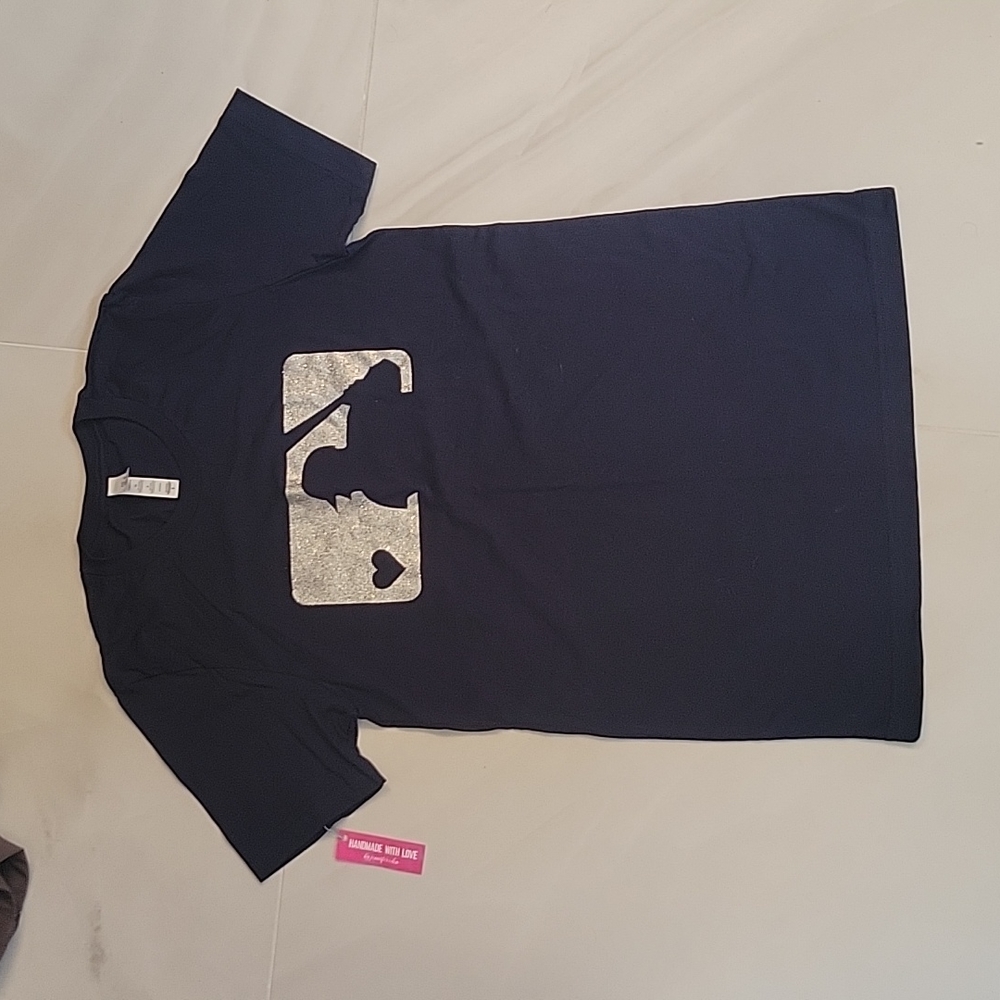 NWT MLB Baseball Tee